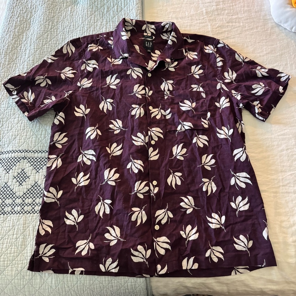 Gap linen blend men’s button down shirt